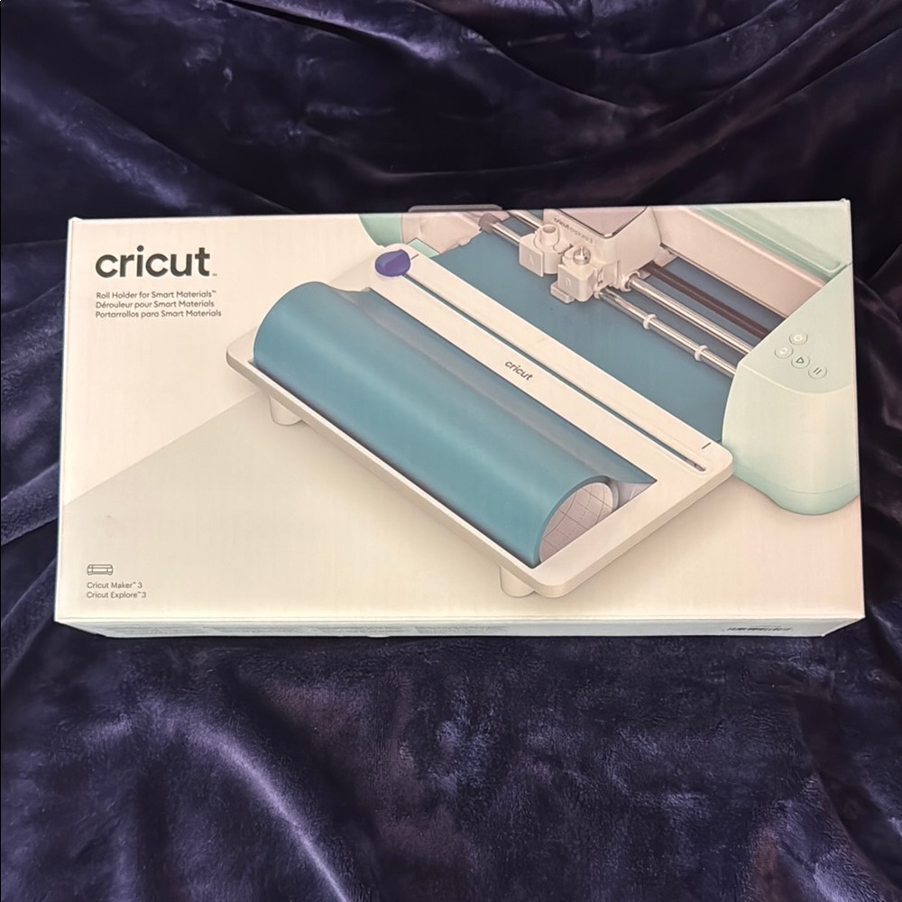 Cricut Smart Materials Cutter in Teal